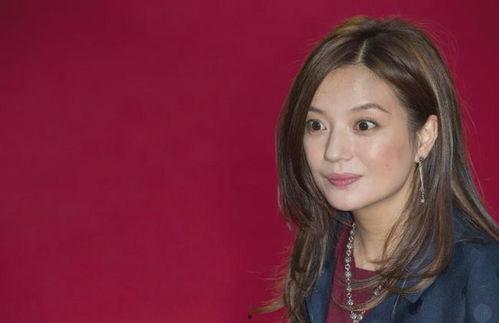 娱乐圈塌房吃瓜是谁,揭秘吃瓜背后的真相与反思